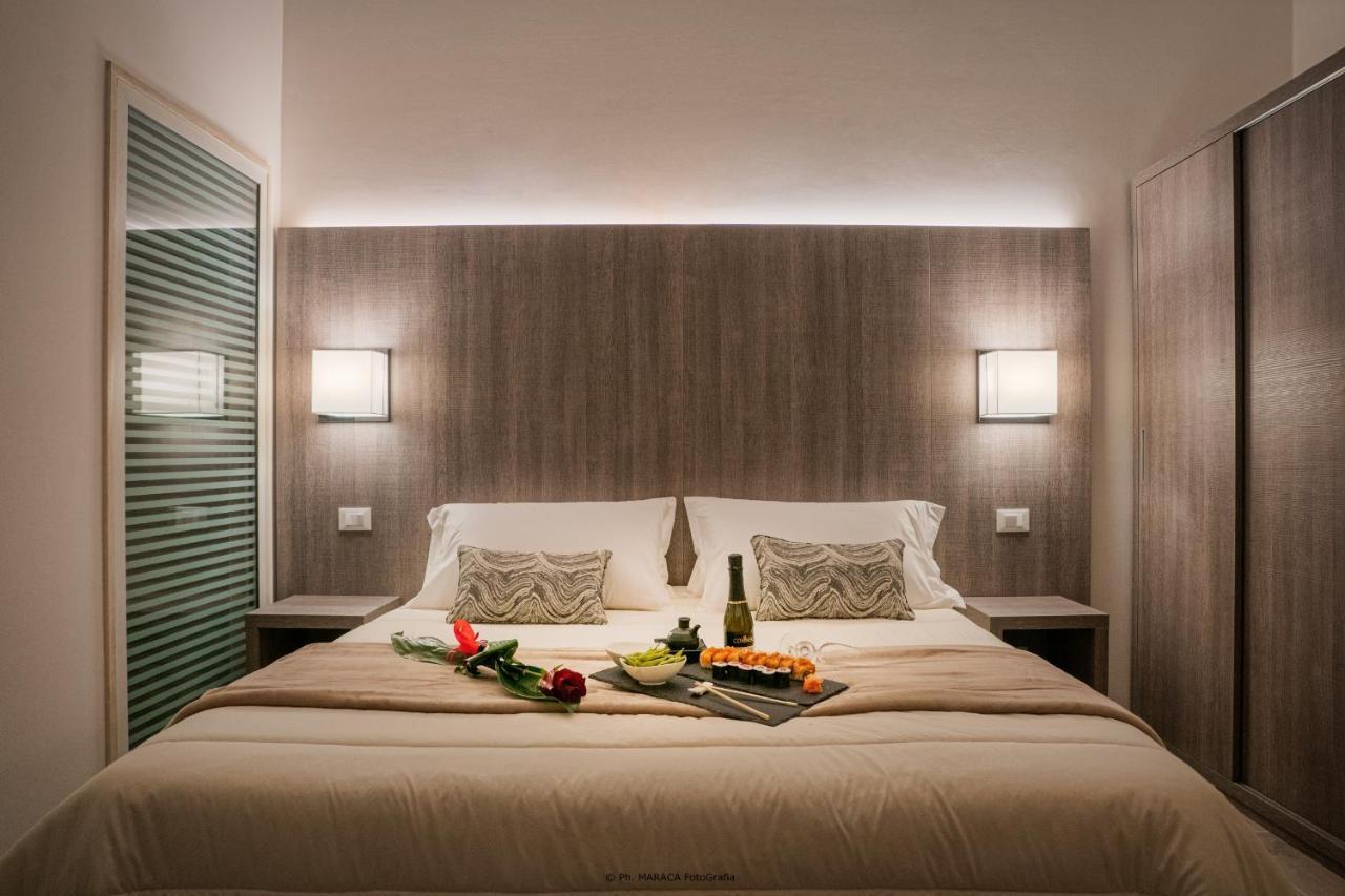 Hotiday Room Collection - Lecce Gianmarti Suite Bagian luar foto