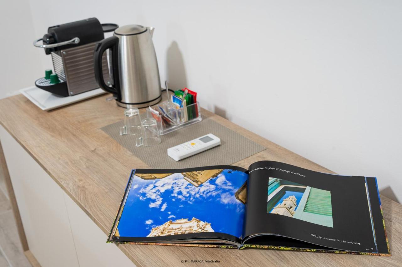 Hotiday Room Collection - Lecce Gianmarti Suite Bagian luar foto