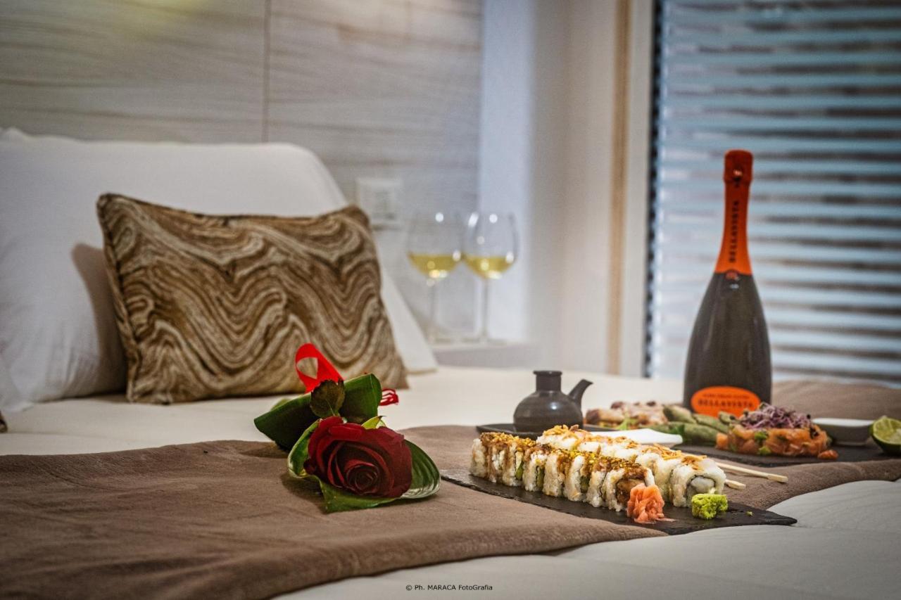 Hotiday Room Collection - Lecce Gianmarti Suite Bagian luar foto